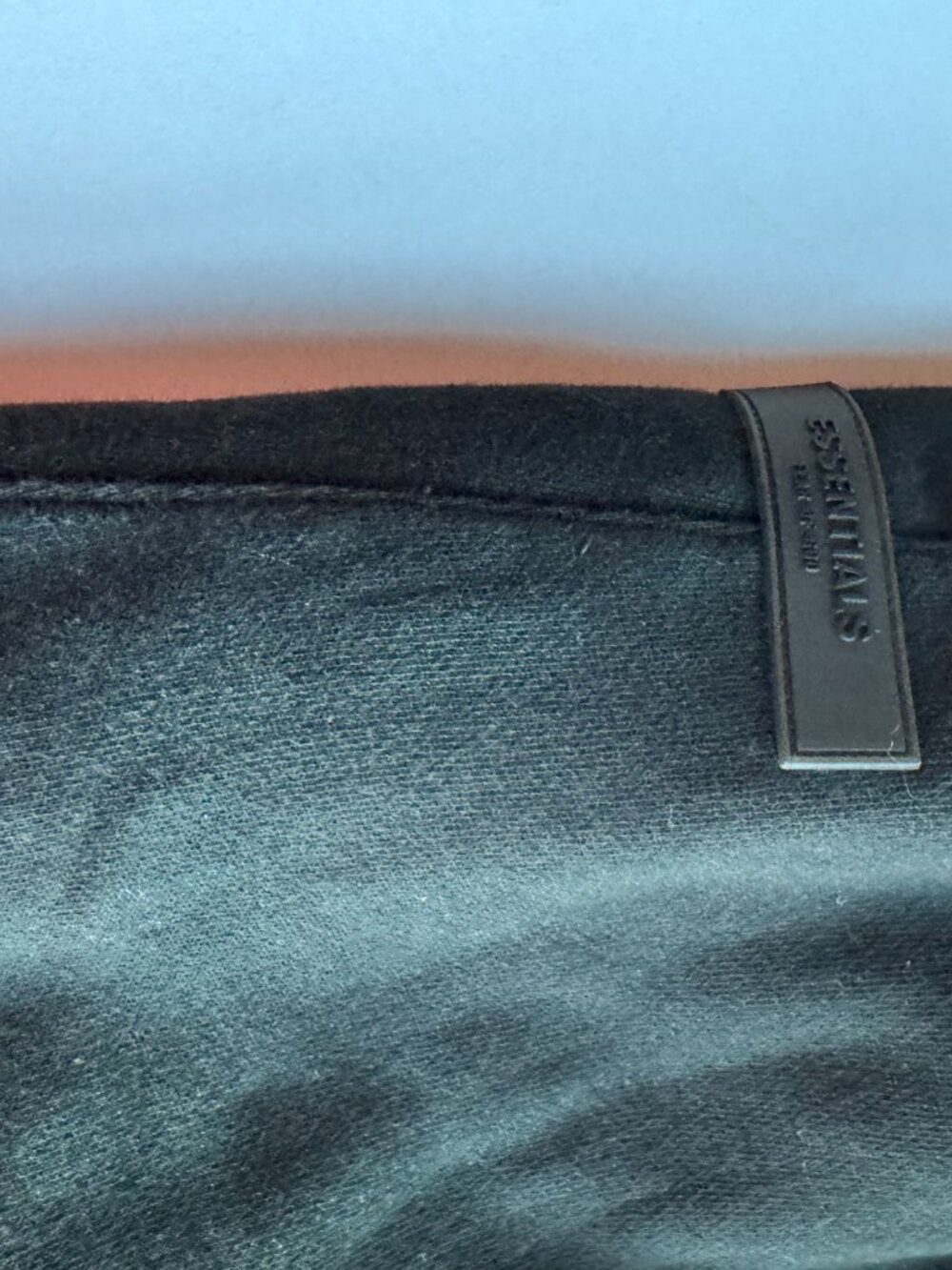Fear of God ESSENTIALS Black Fleece Sweatpants 🖤 - Picture 4 of 5